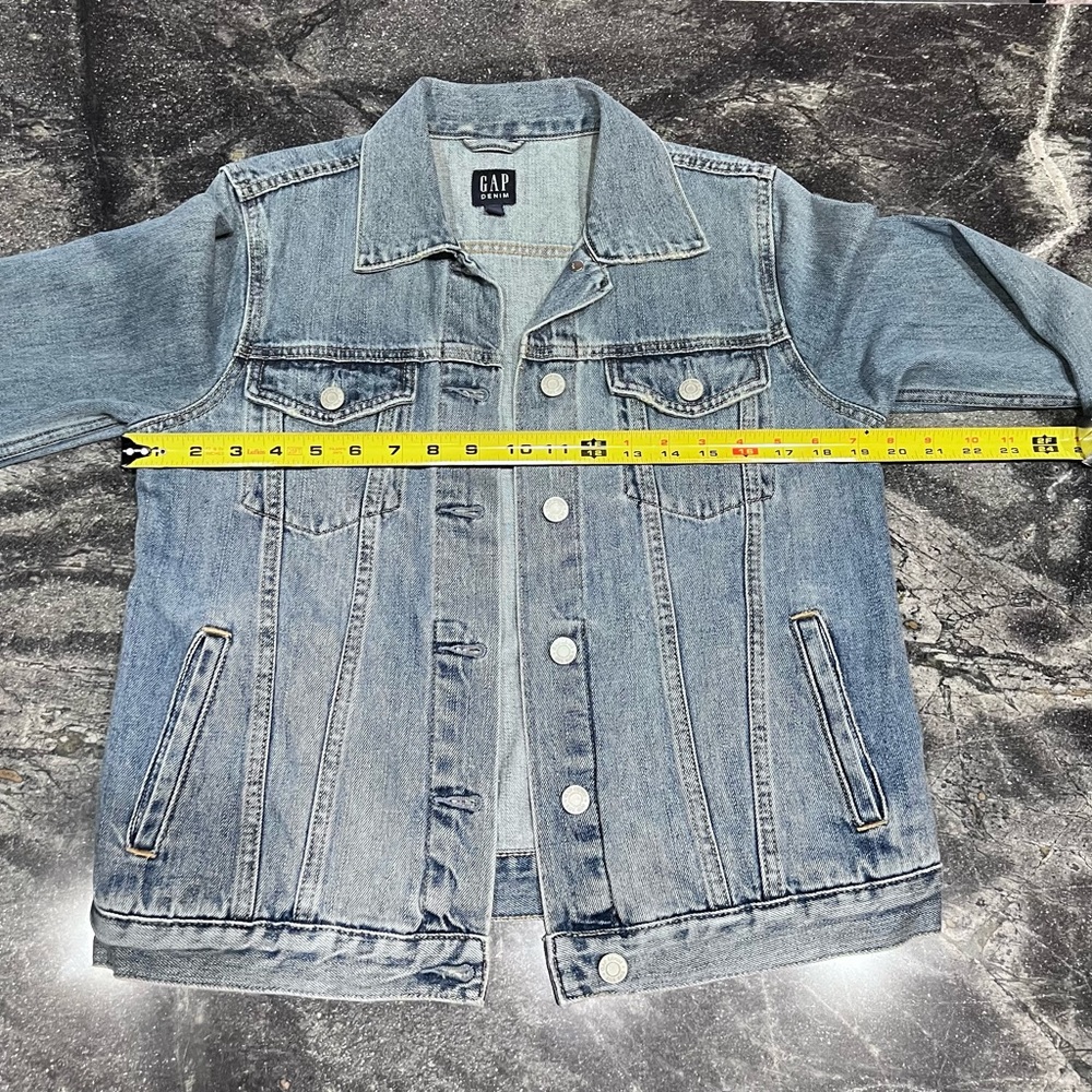 NWOT GAP Women’s Denim Jacket | Small - Picture 5 of 9